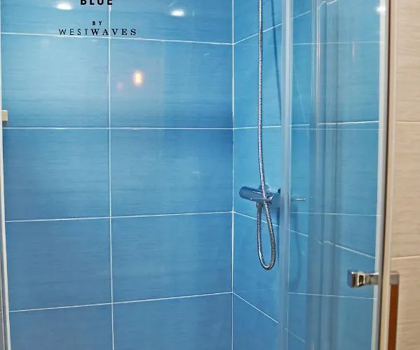 Casa Do Azulejo - Blue Peniche